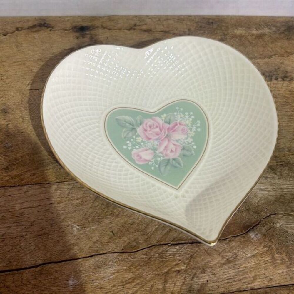 Mikasa Ivory Bone China Heart‎ Rose Bouquet Green Trinket Candy Dish B2013